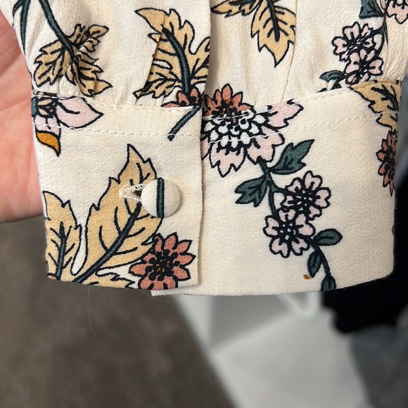 Size small - cream colored shirt with ruffle sleeve, floral, print all over - Picture 6 of 6